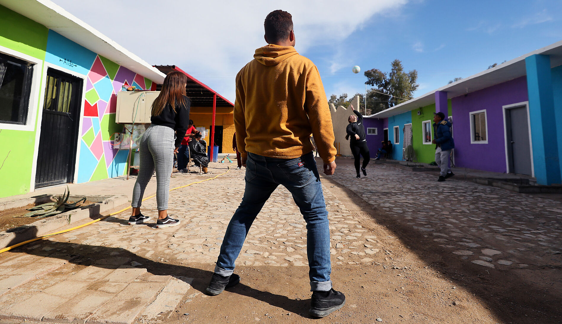 Centro de Espernaza: Migrant Shelter (LE 4)